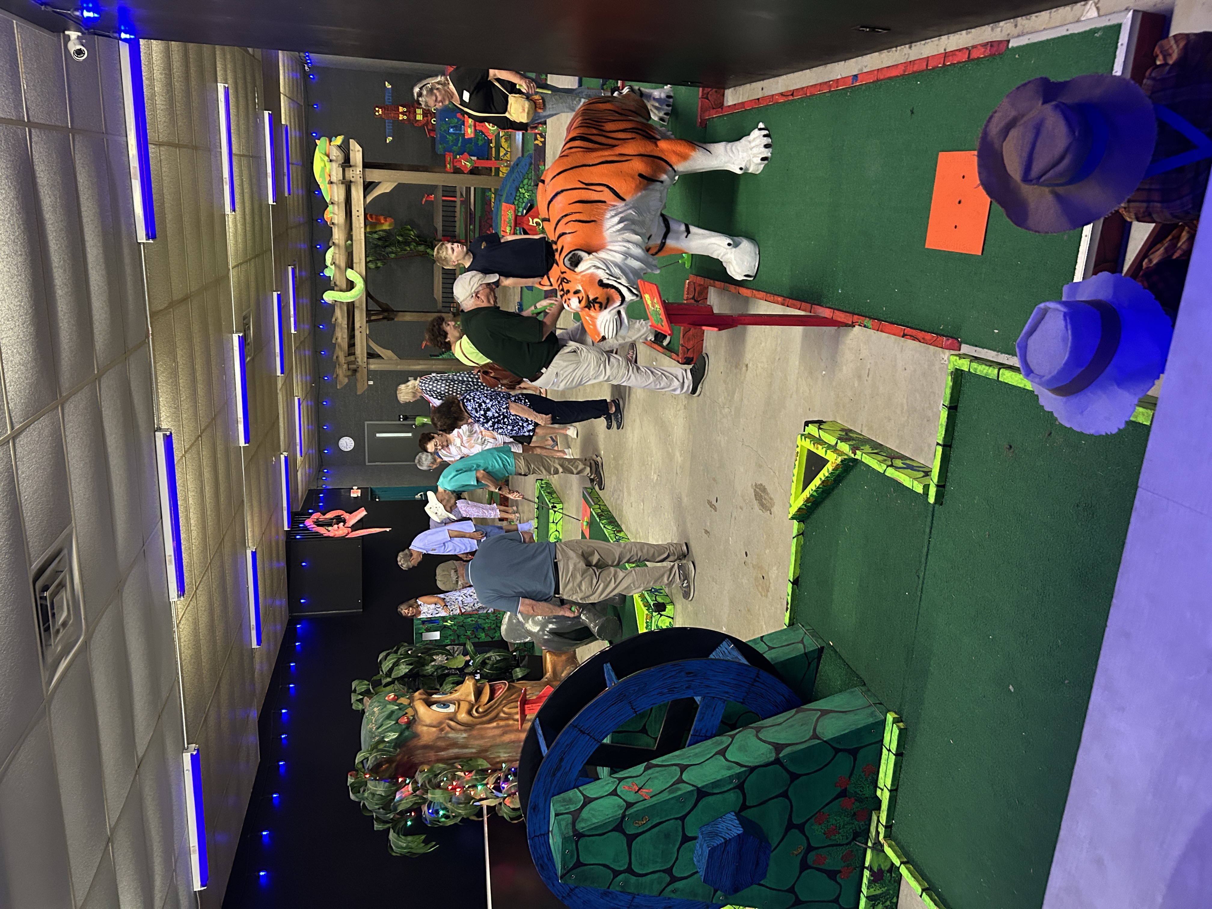 Indoor miniature golf with the Harrisburg club